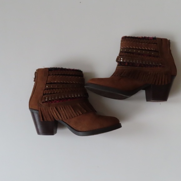 Brown MUDD Short Boots size 6 - Picture 5 of 7